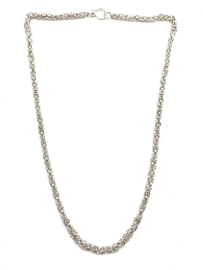 Delicate Byzantine Chainmaille Necklace in Silver –