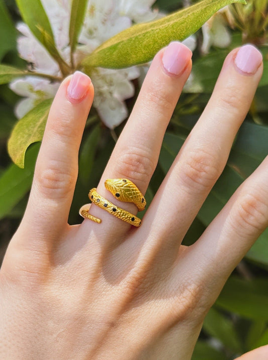 Basil Cobra Ring