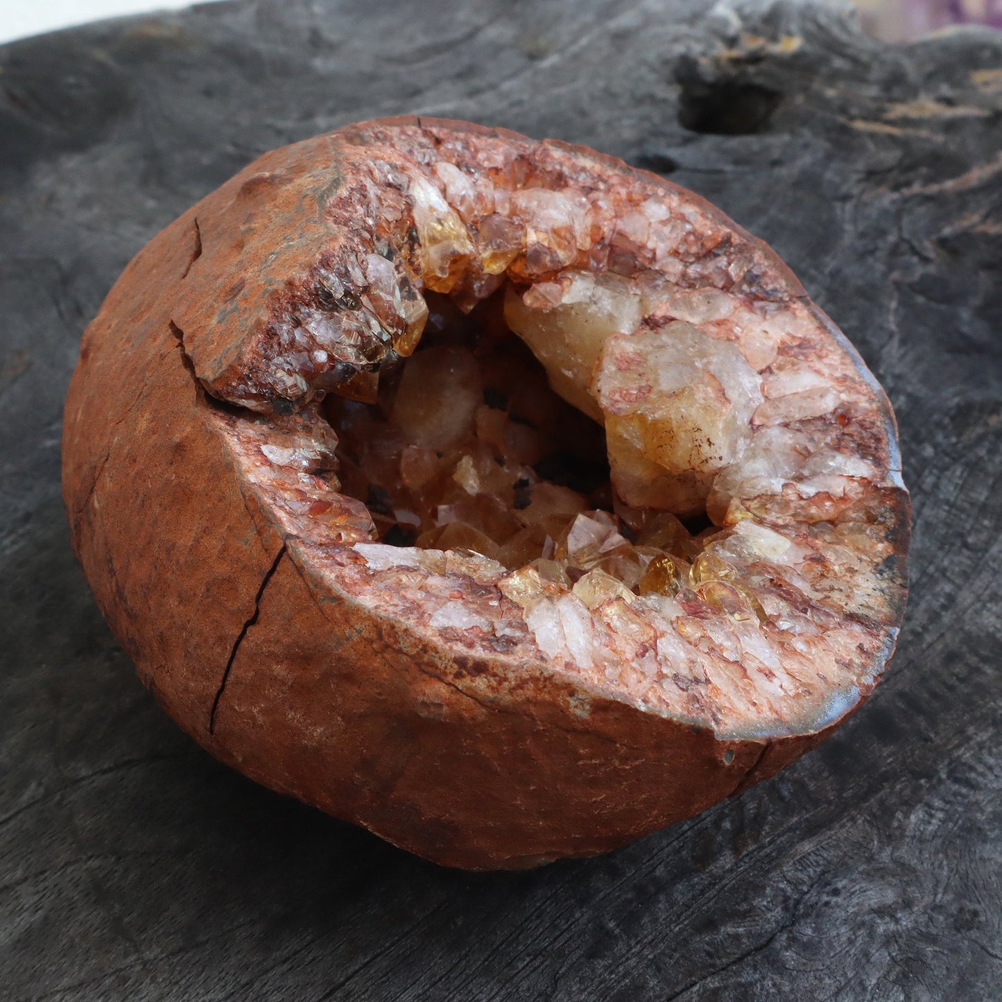 RUST TONED GEODE – Citrine Quartz Geode