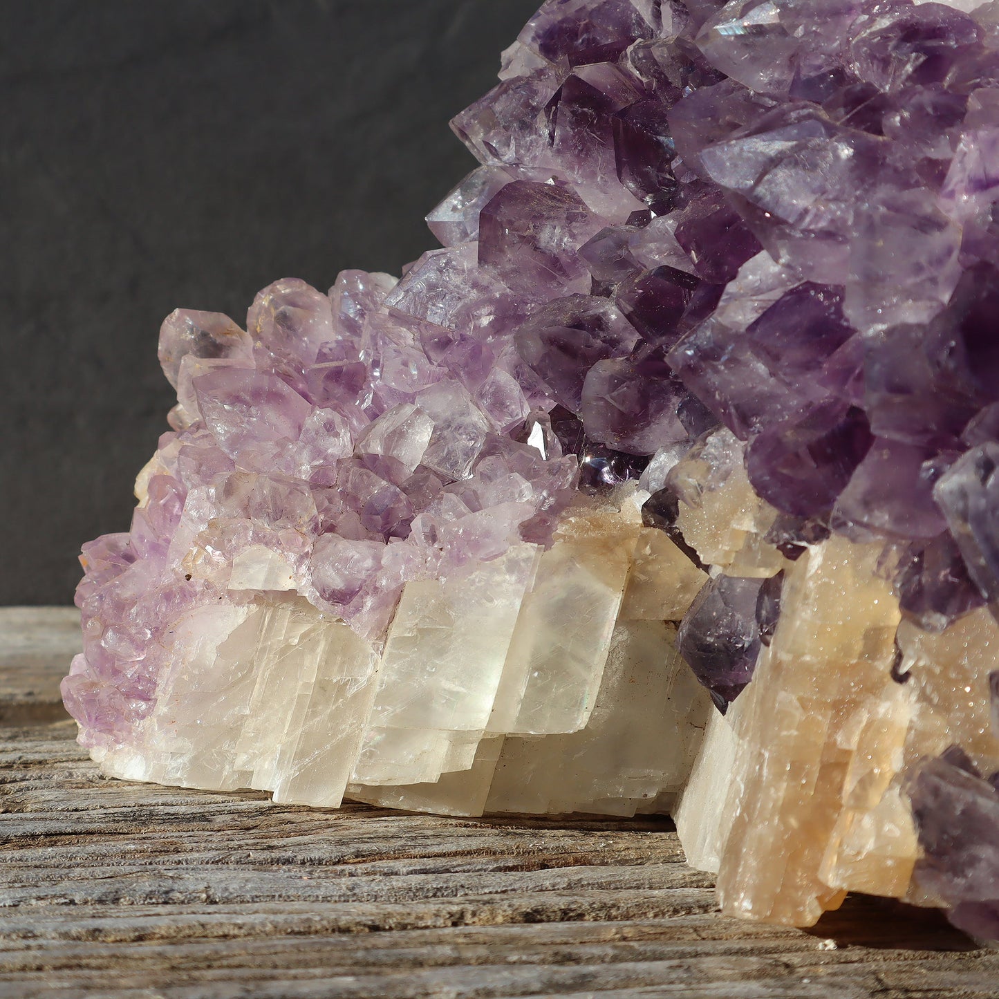 Calcites and Mineral Flower – Rare Quartz Geodes