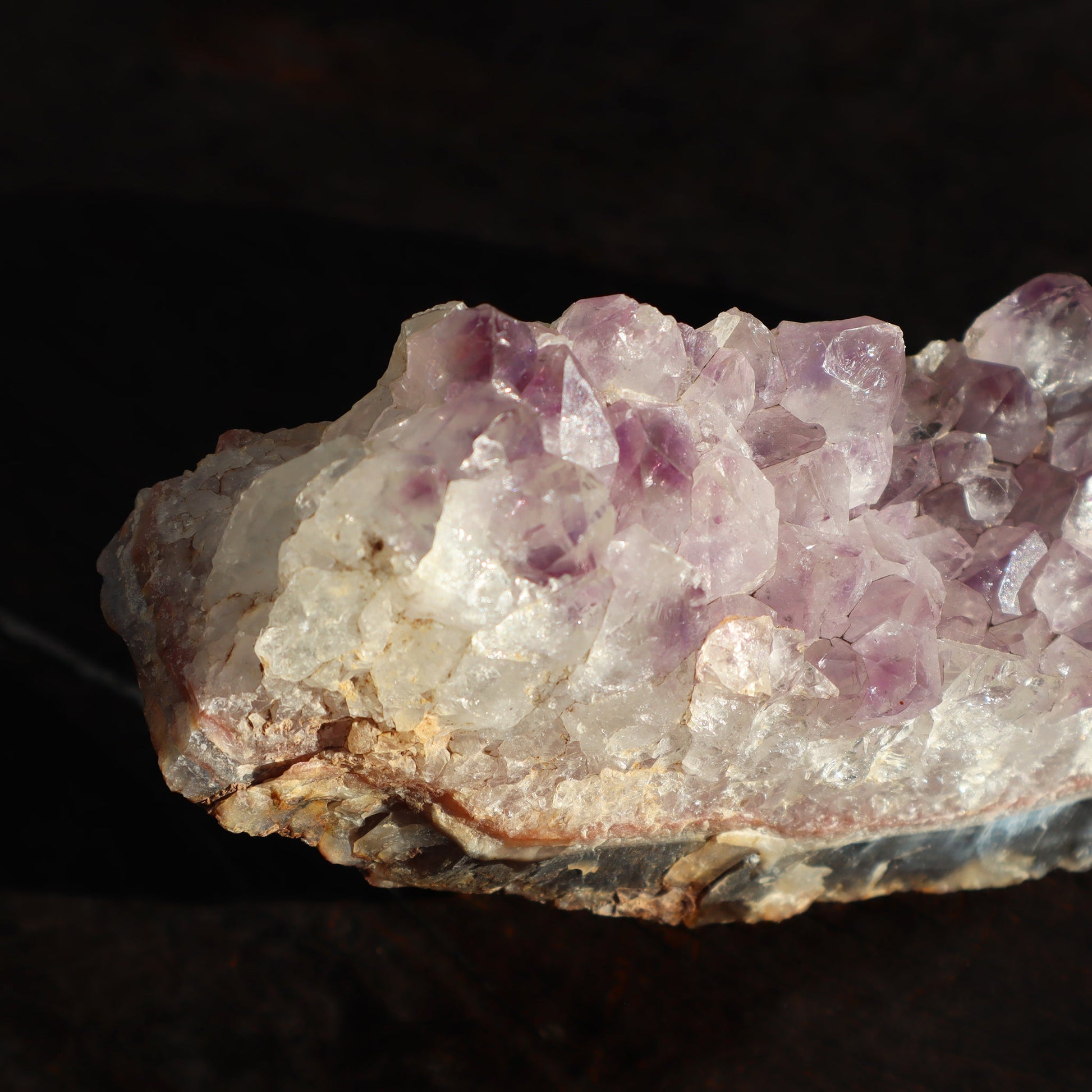 Jagged Crown Slice – Rare Quartz Geodes