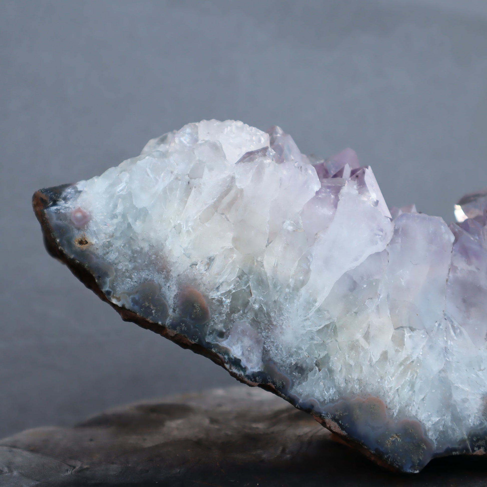 Rugged Crown Amethyst Geode Slice | Basalt & Agate Display – Rare Quartz Geodes