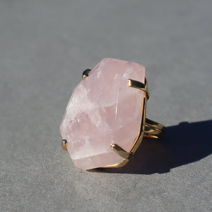 Polished Rose Quartz Ring – rings