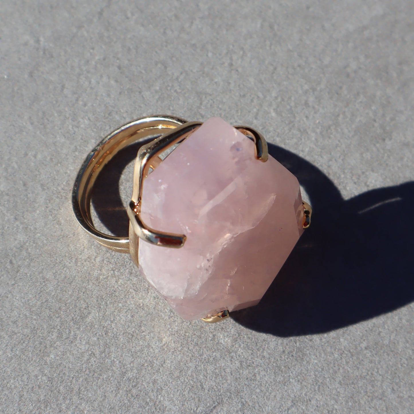 Polished Rose Quartz Ring – rings