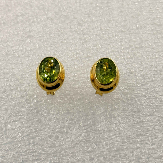 Gold Vermeil Bezeled Oval Peridot Post Earrings – Earrings