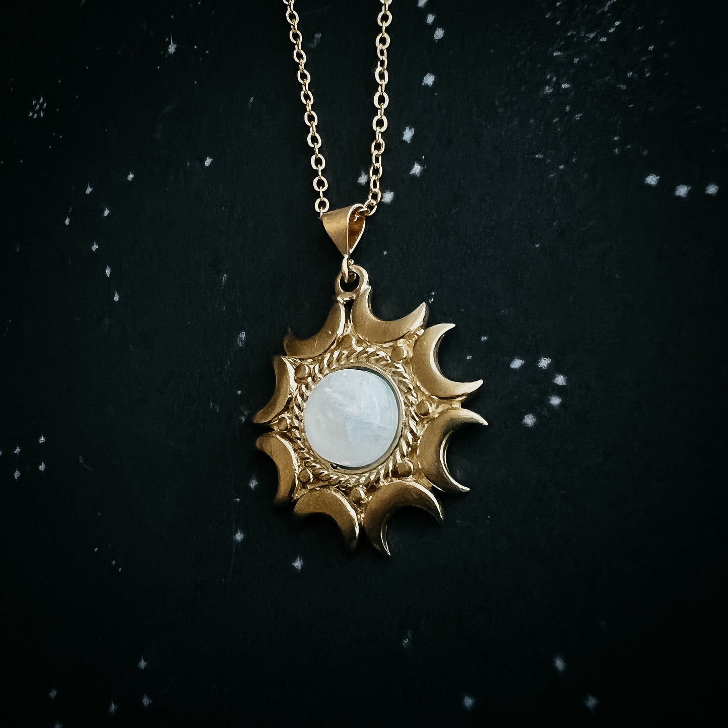 Lunar Witch Necklace - Rainbow Moonstone Pendant – Necklace