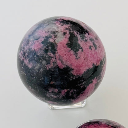 Rhodonite Sphere – 72.5 mm