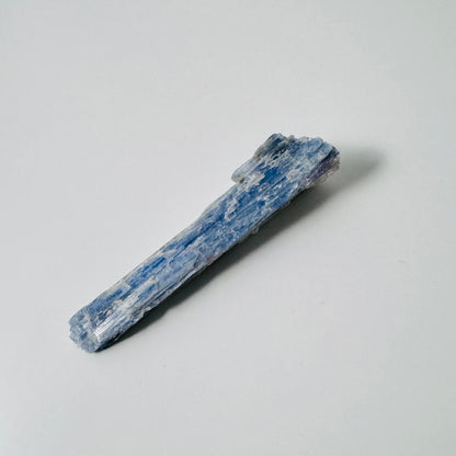 Blue Kyanite w/quartz – 4.75"x1"x0.75"
