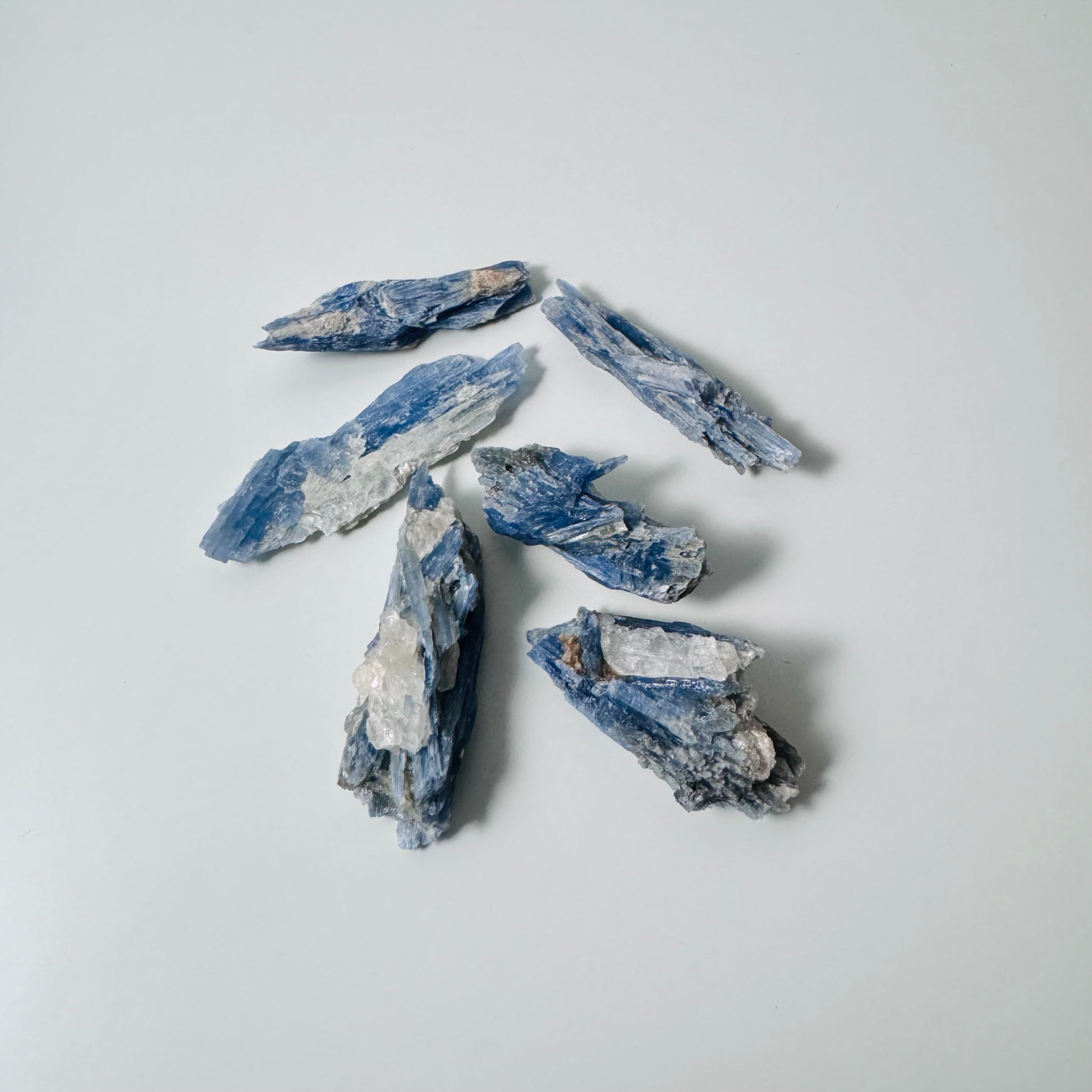 Blue Kyanite w/quartz – Small (around 1 10th of a pound)