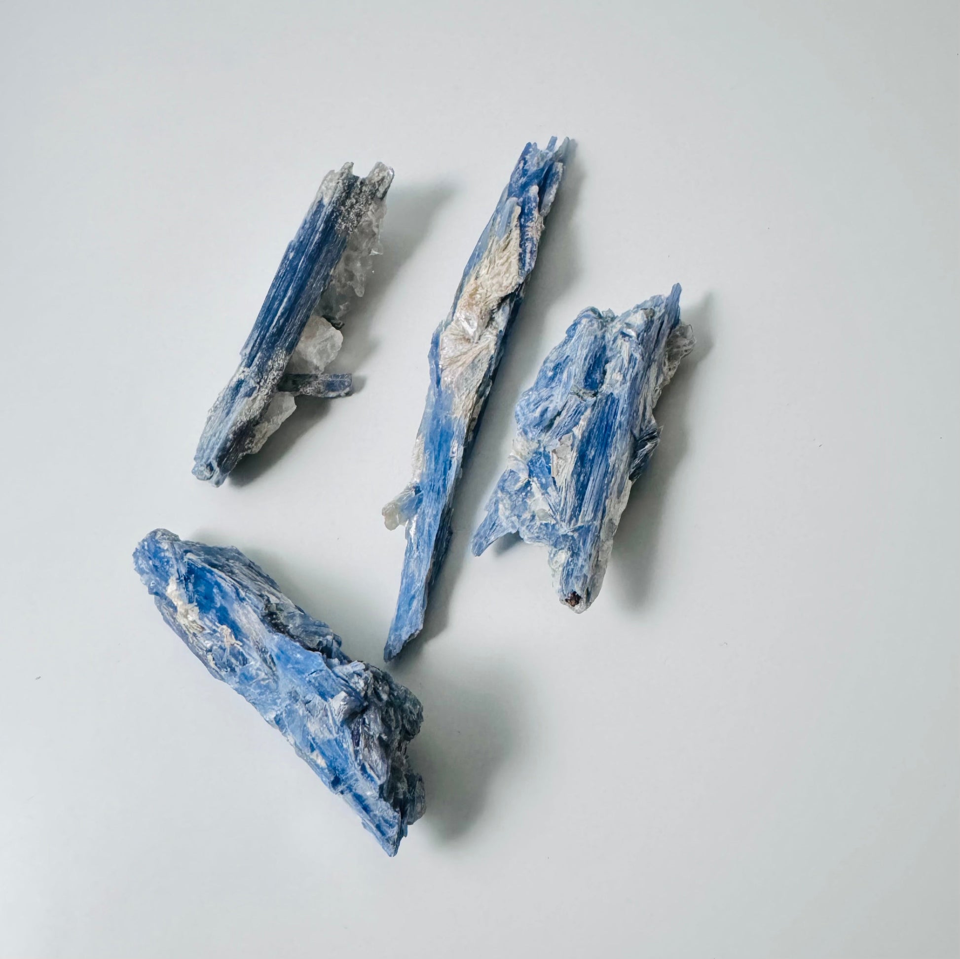 Blue Kyanite w/quartz – Small (around 1 8th of a pound)