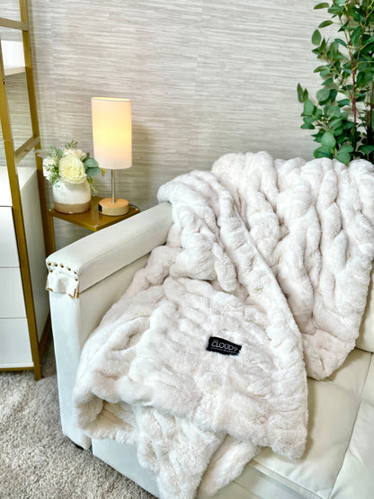 Ivory Minky Faux Fur Blanket - Large: 60"x72"