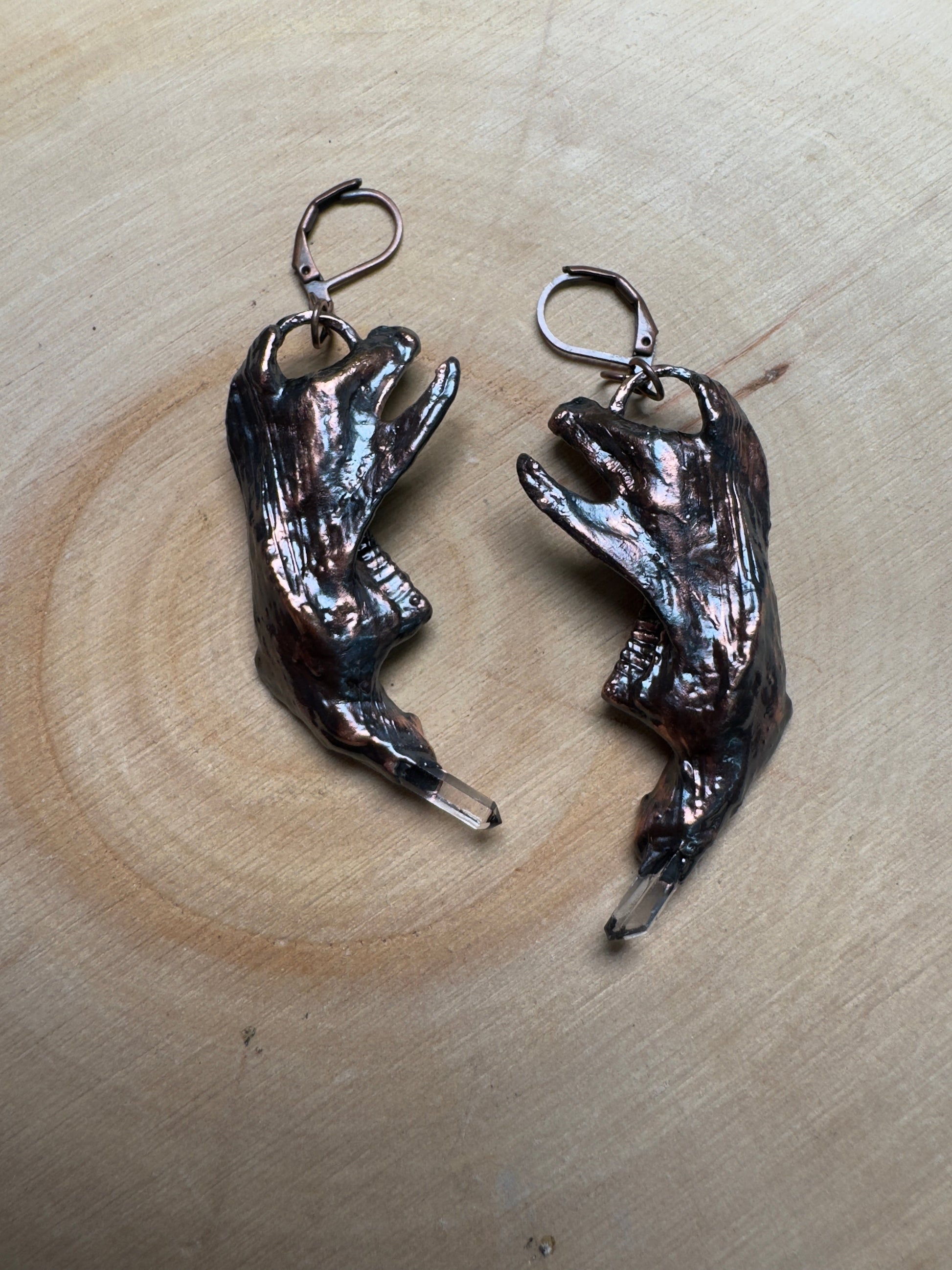 Beltharion- Muskrat Jawbone and Quartz Earrings – Necklace