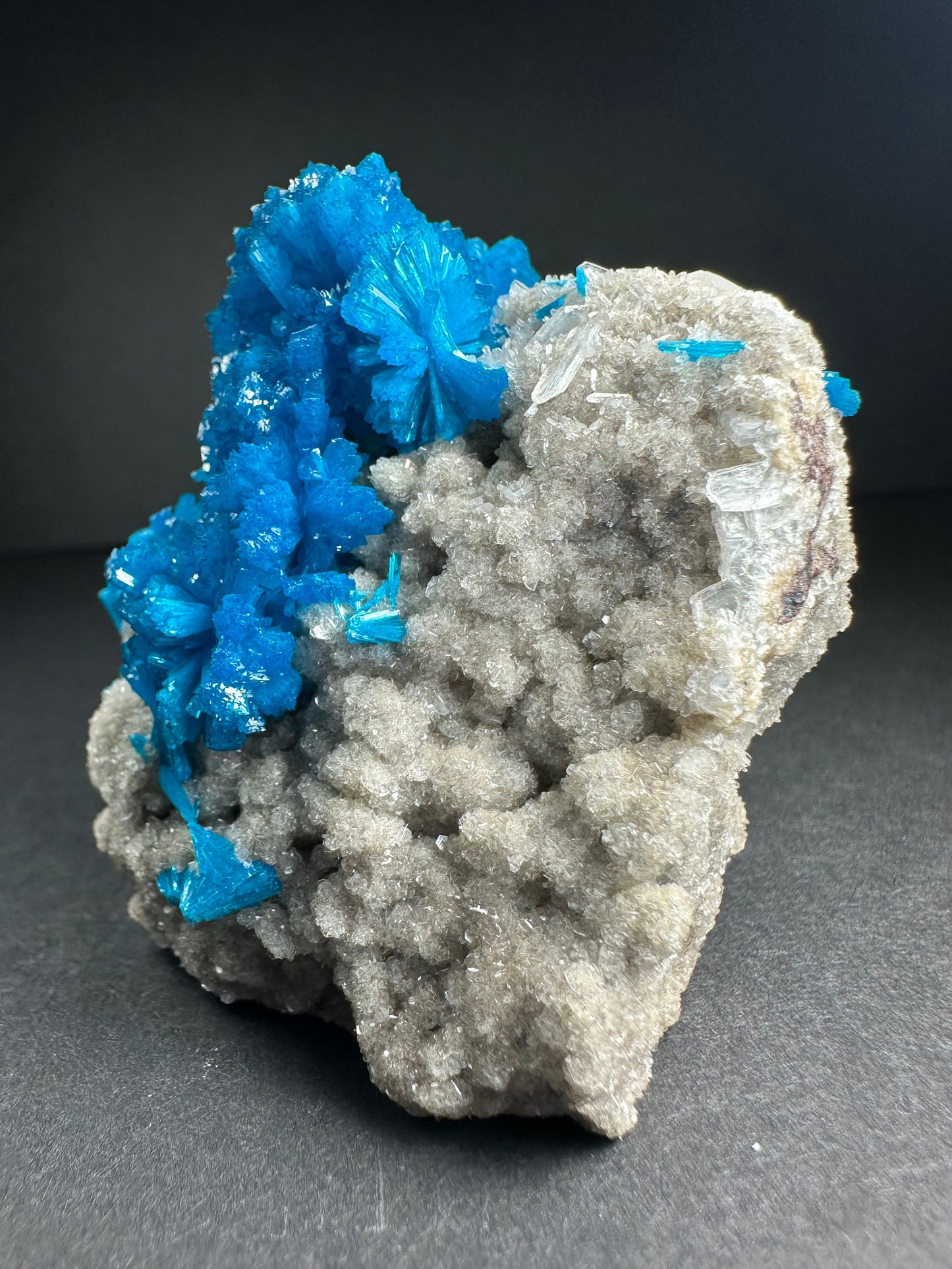 Cavansite with Stilbite on Matrix from Pune, Maharashtra, India – Minerals