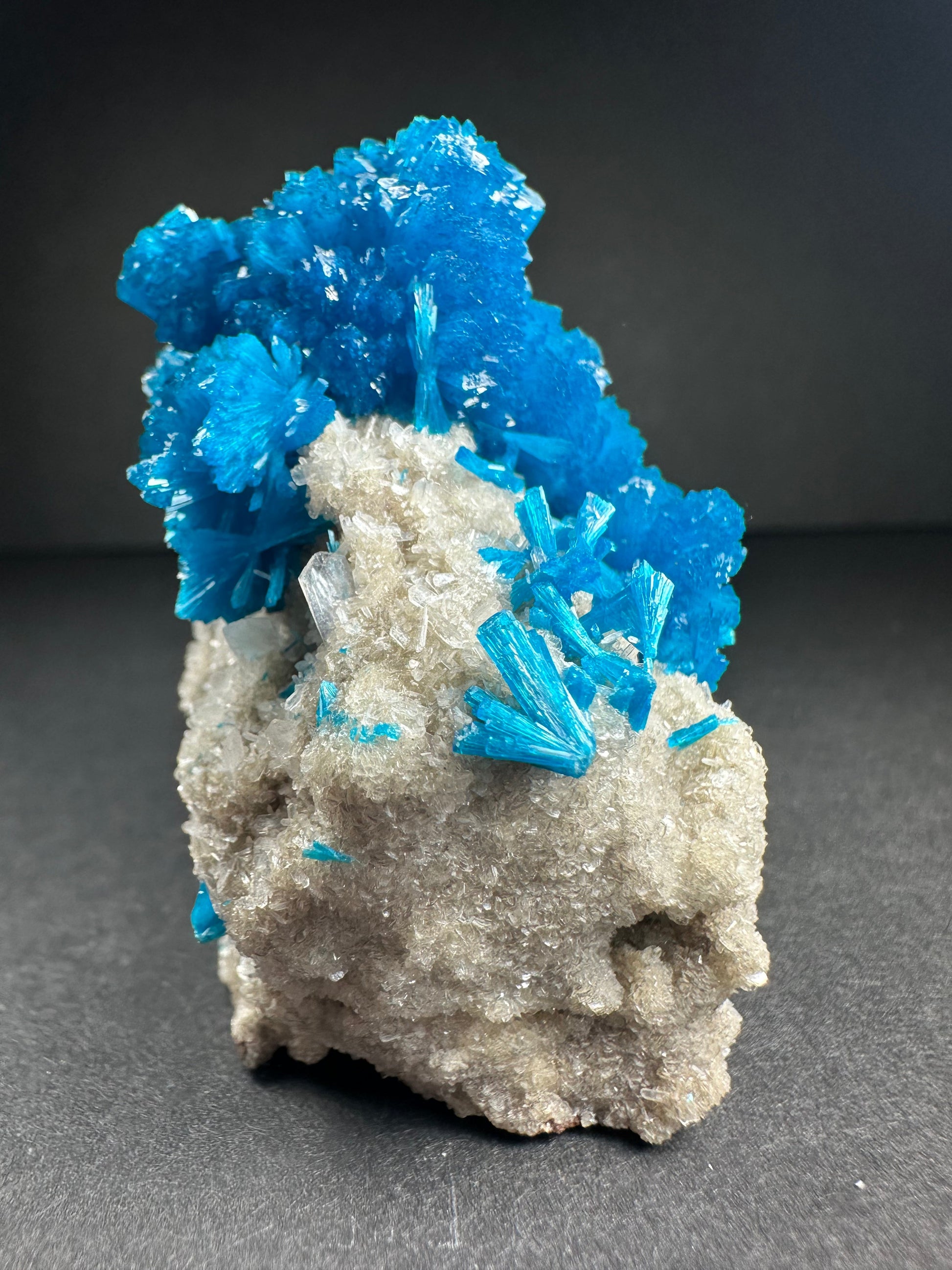 Cavansite with Stilbite on Matrix from Pune, Maharashtra, India – Minerals