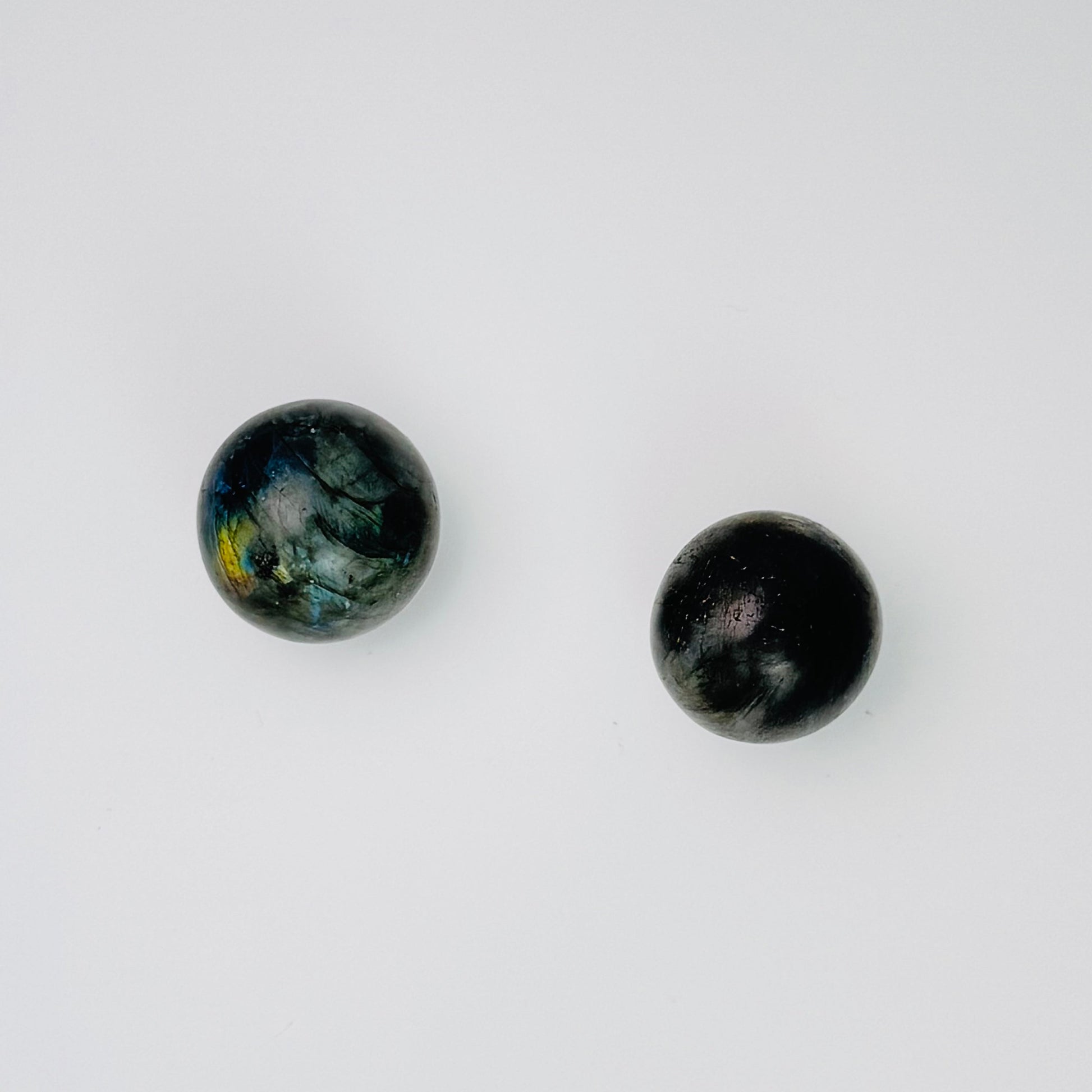 Labradorite Sphere – 25-26 mm