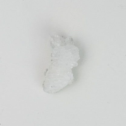 White Aragonite – 1x0.25x0.15" (tiny)