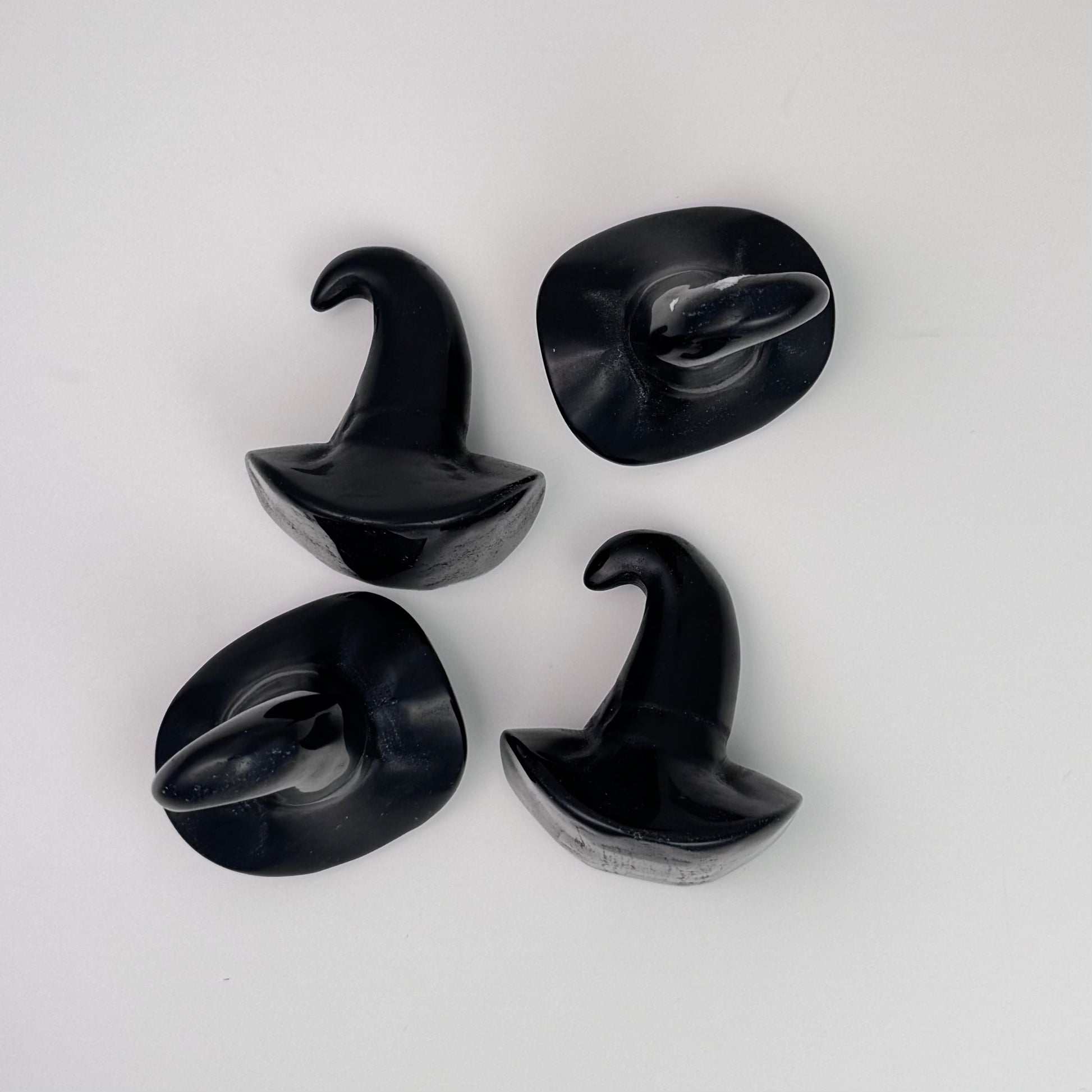 Obsidian – Witch Hat