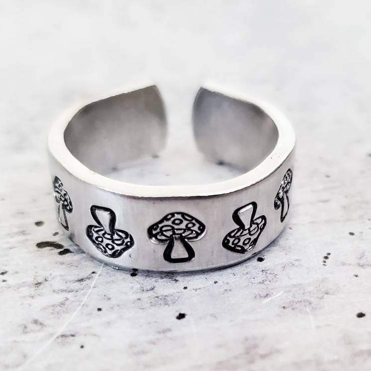 Mushroom Silver Ring – Hand Stamped Nature-Inspired Jewelry
