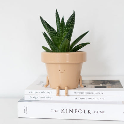 Frankie: Sitting Plant Pot –