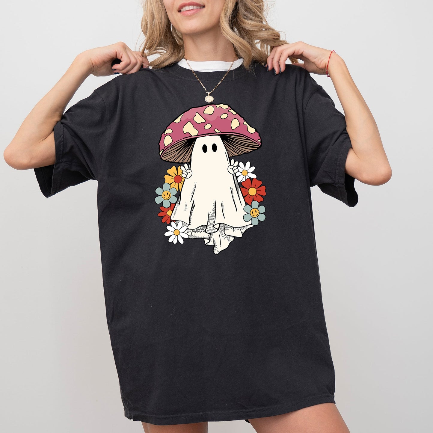 Mushroom Ghost, Skeleton, Spooky, Funny, Witch, Aesthetic, Meme, Halloween, Costume, Tshirt Comfort Colors T-Shirt