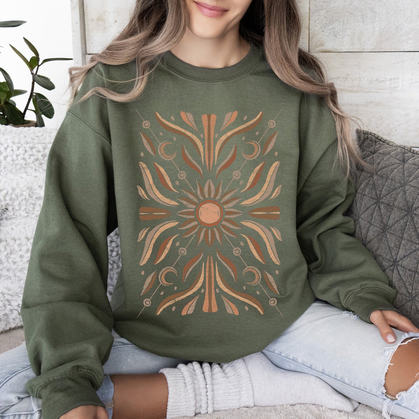 Boho Radiant Sun Sweatshirt – Cozy Unisex Pullover – Military Green Sweatshirt