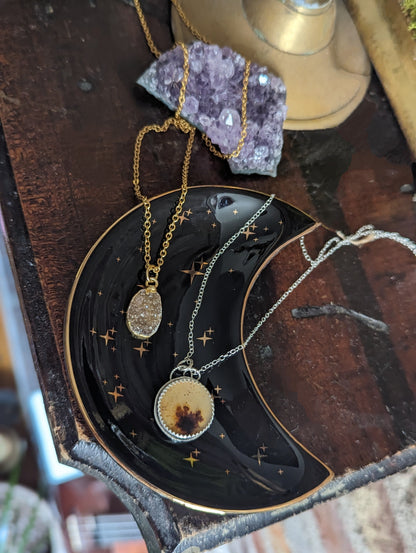 Crescent Moon Trinket Dish – Jewelry & Crystal Holder (3 Colors Available)