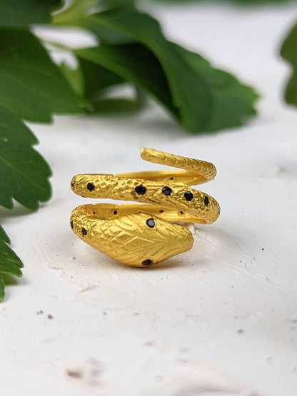 Basil Cobra Ring