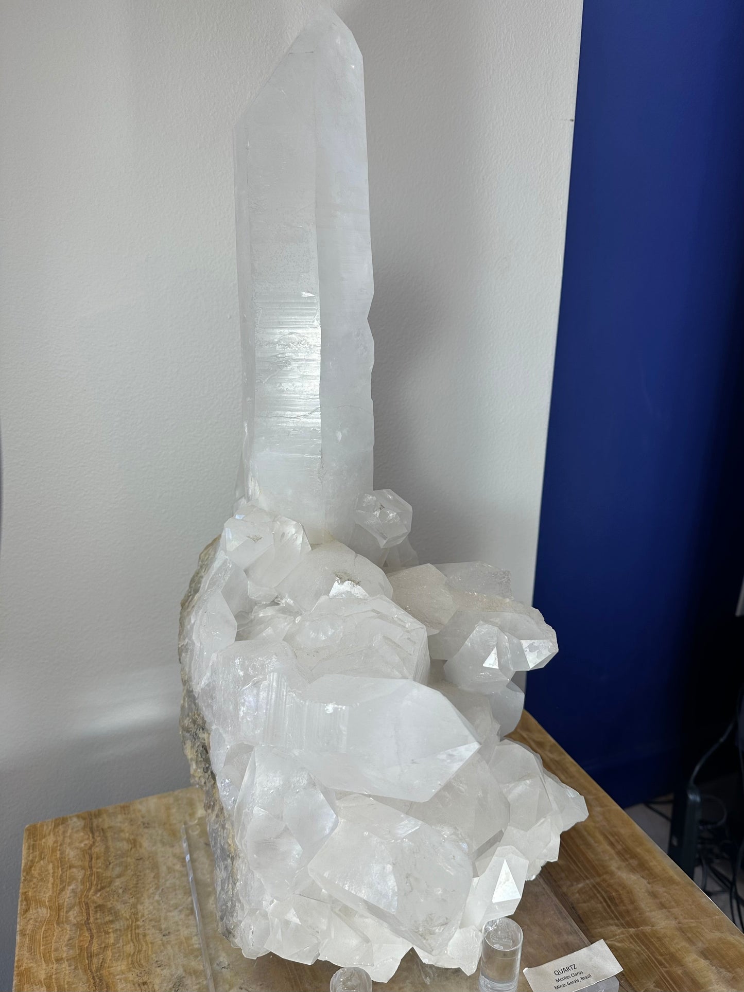 Quartz Cluster with XL Point