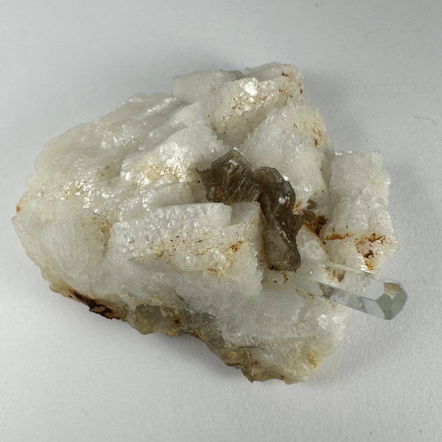 Aquamarine on Albite with Muscovite from Shigar Valley, Skardu, Pakistan