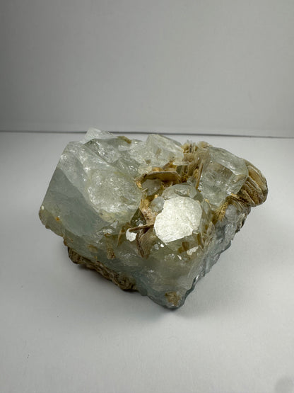 Aquamarine with Muscovite Shigar Valley, Skardu, Pakstan – Minerals