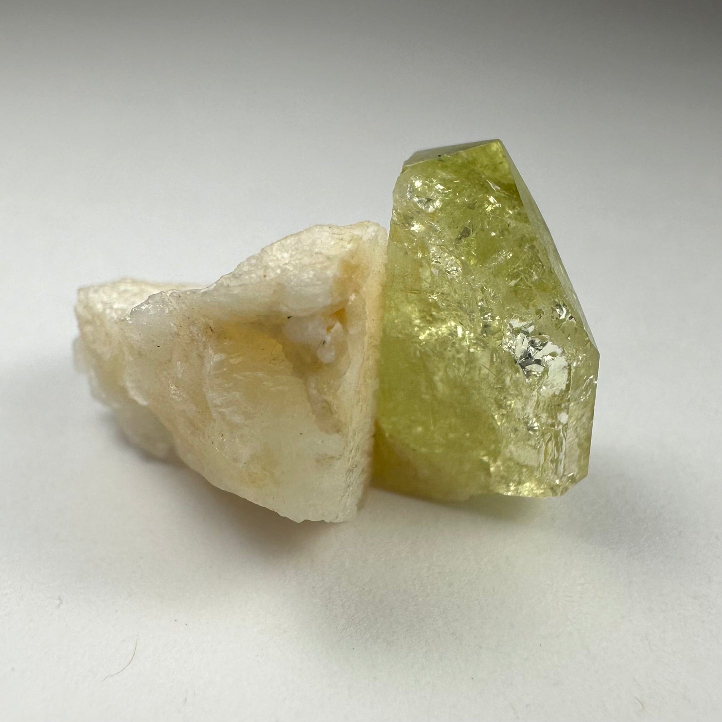 Brazilianite with Albite – Minerals