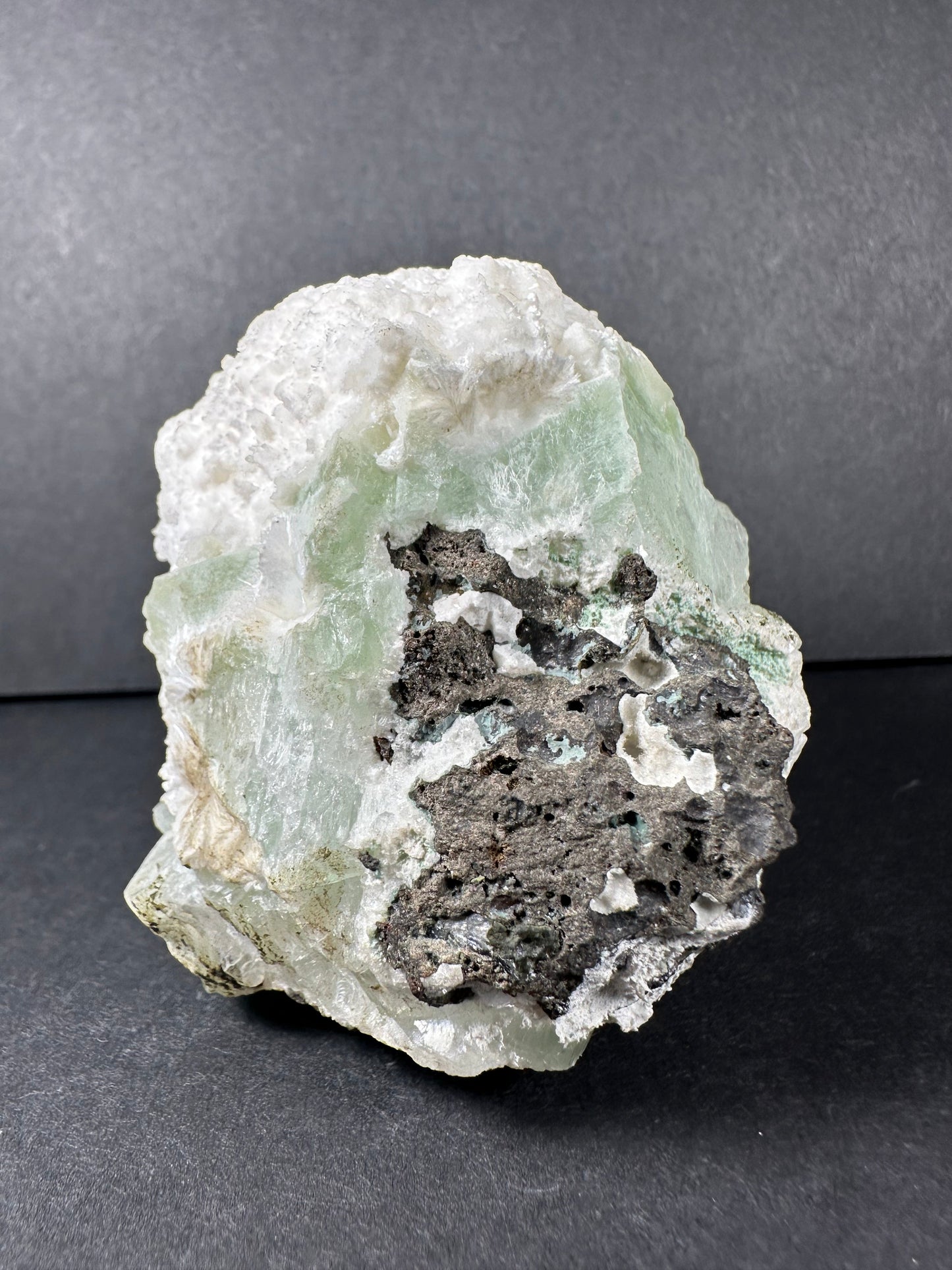 Green Apophyllite with Mordenite 178g