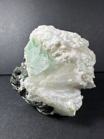 Green Apophyllite with Mordenite 178g