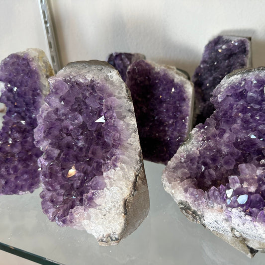 Amethyst Cut Base (L) – Lapidary