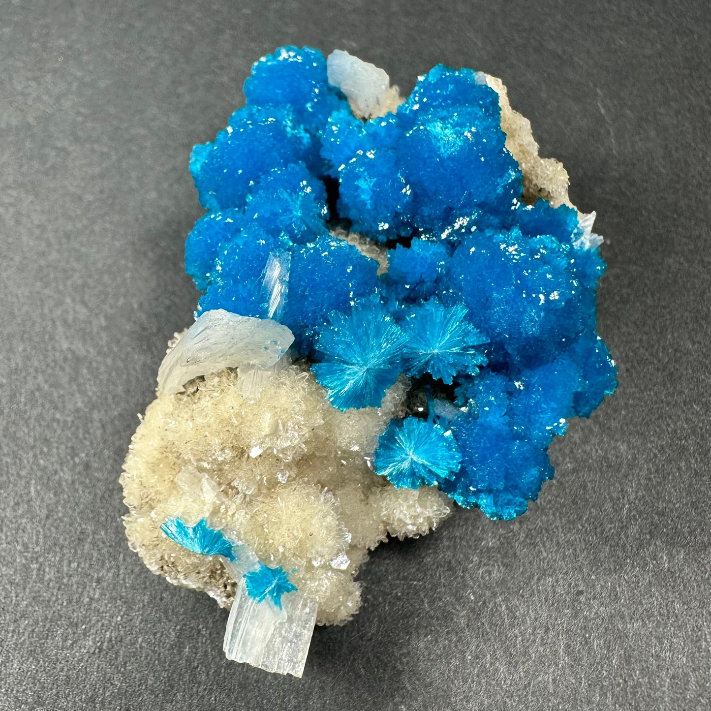 Cavansite with White Stilbite on Matrix from Maharashtra, Pune, India – Minerals