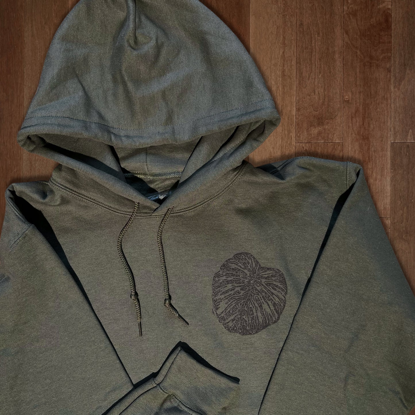 Monstera Hoodie – Cozy Plant Lover Sweatshirt