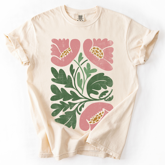 Pink Poppies - Comfort Colors T-Shirt – Ivory Cream T-Shirt