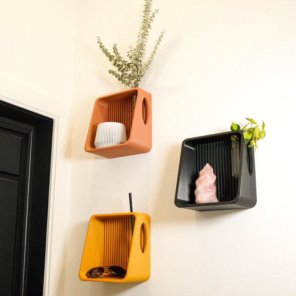 3D Printed Wall Shelf with Glass Tube for Plant Propagation
