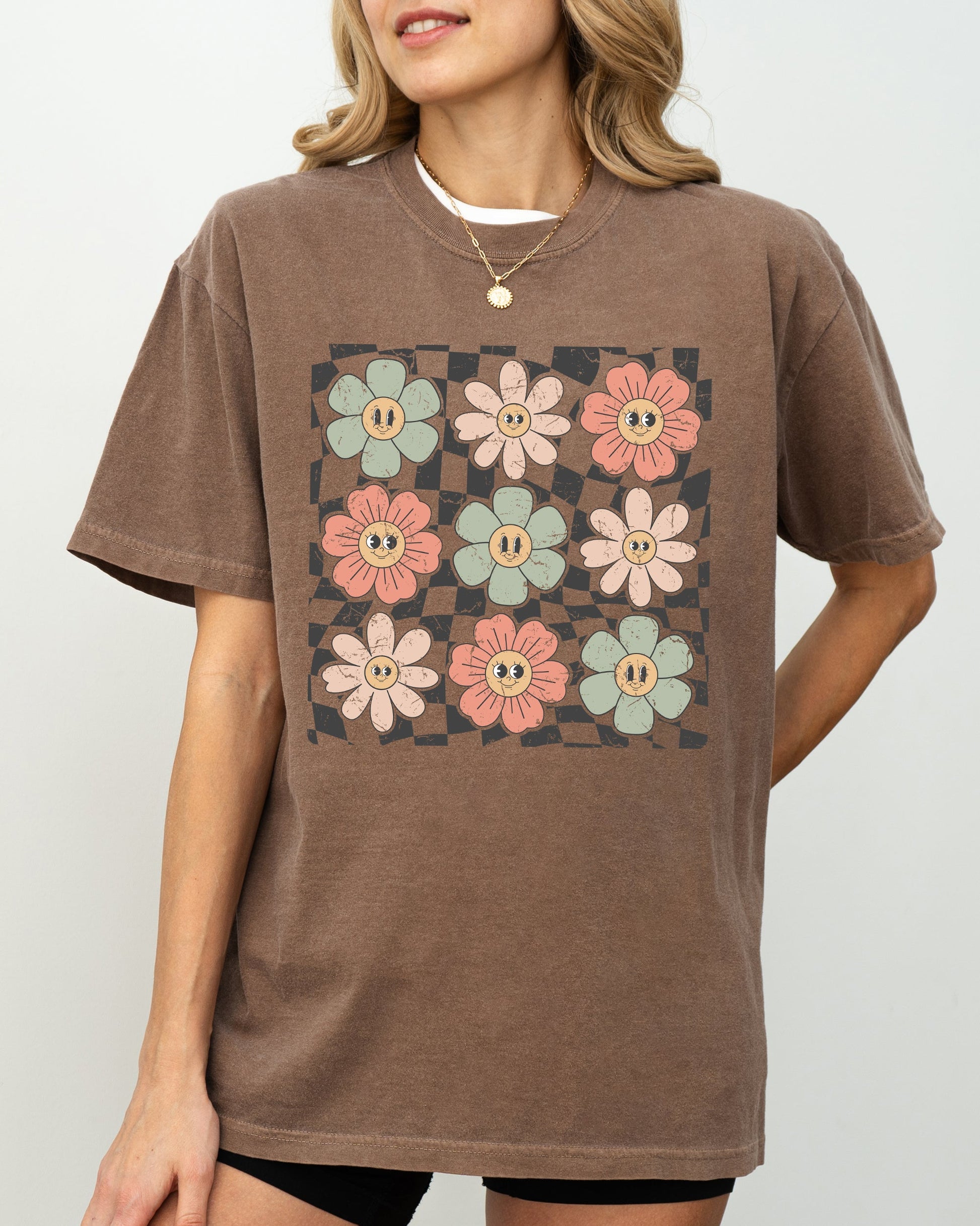 Retro Flowers - Comfort Colors T-Shirt – Espresso Brown T-Shirt