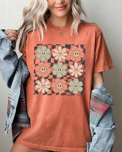 Retro Flowers - Comfort Colors T-Shirt – Yam T-Shirt