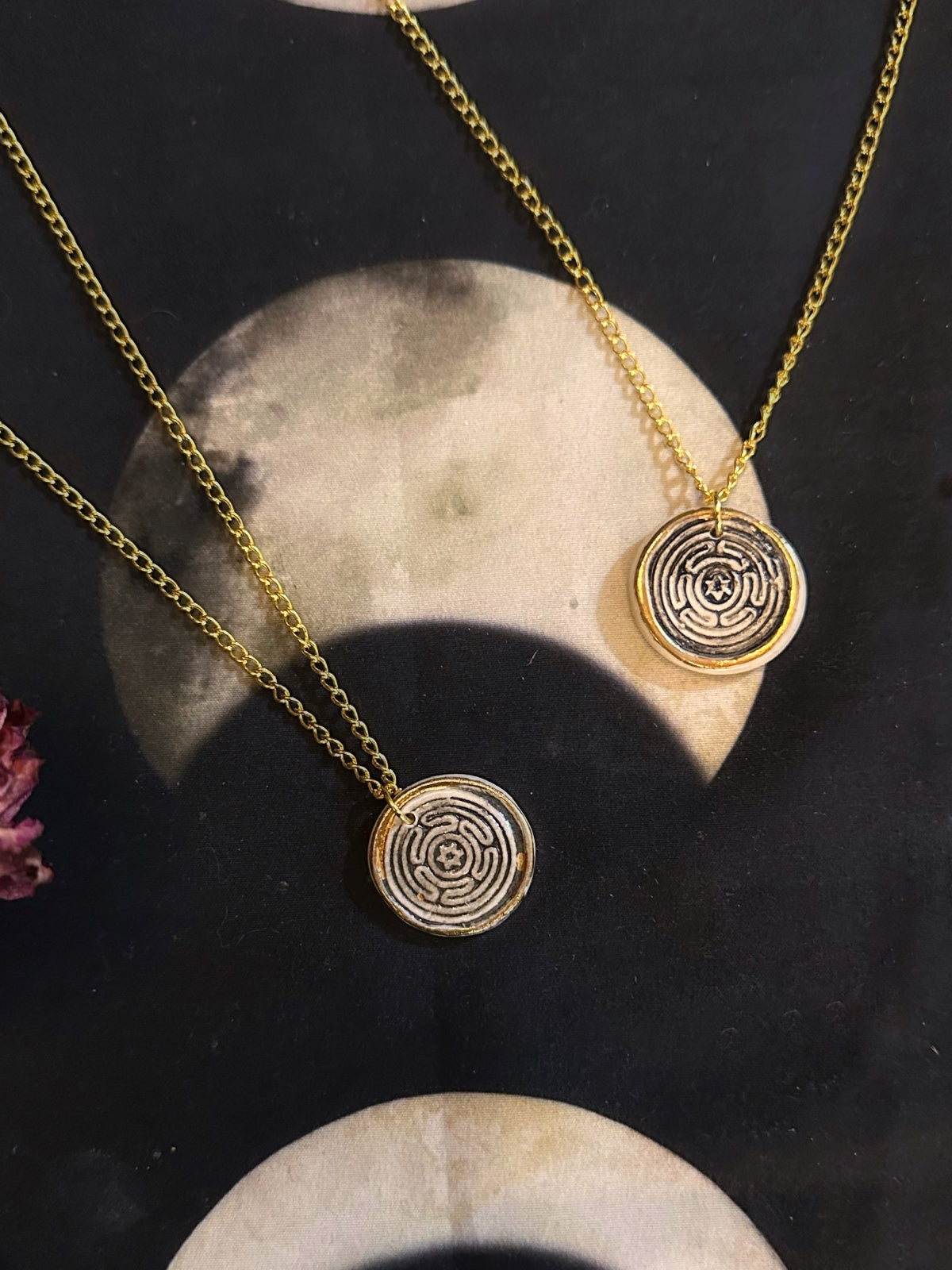 Strophalos of Hecate Wheel Porcelain Talisman - Necklace – Jewelry