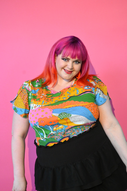 Landscape Tulip Sleeve Tee in Rainbow Farm
