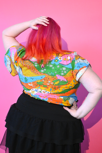Landscape Tulip Sleeve Tee in Rainbow Farm