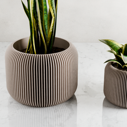 Orbis Planter – Muted White Planter