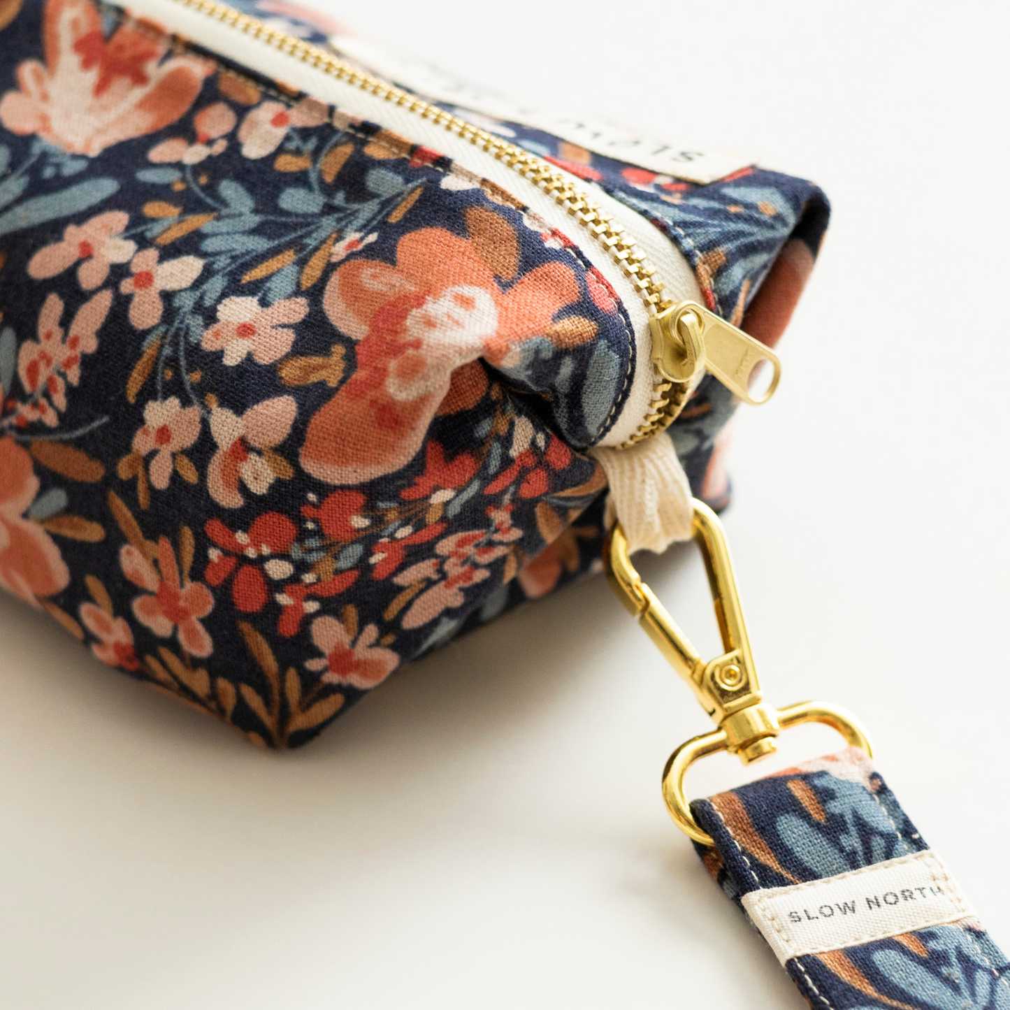 Travel Pouch - Pom Blossom – Bags & Pouches