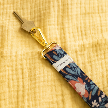Wristlet Keychain - Pom Blossom – Keychains