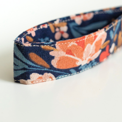 Wristlet Keychain - Pom Blossom – Keychains