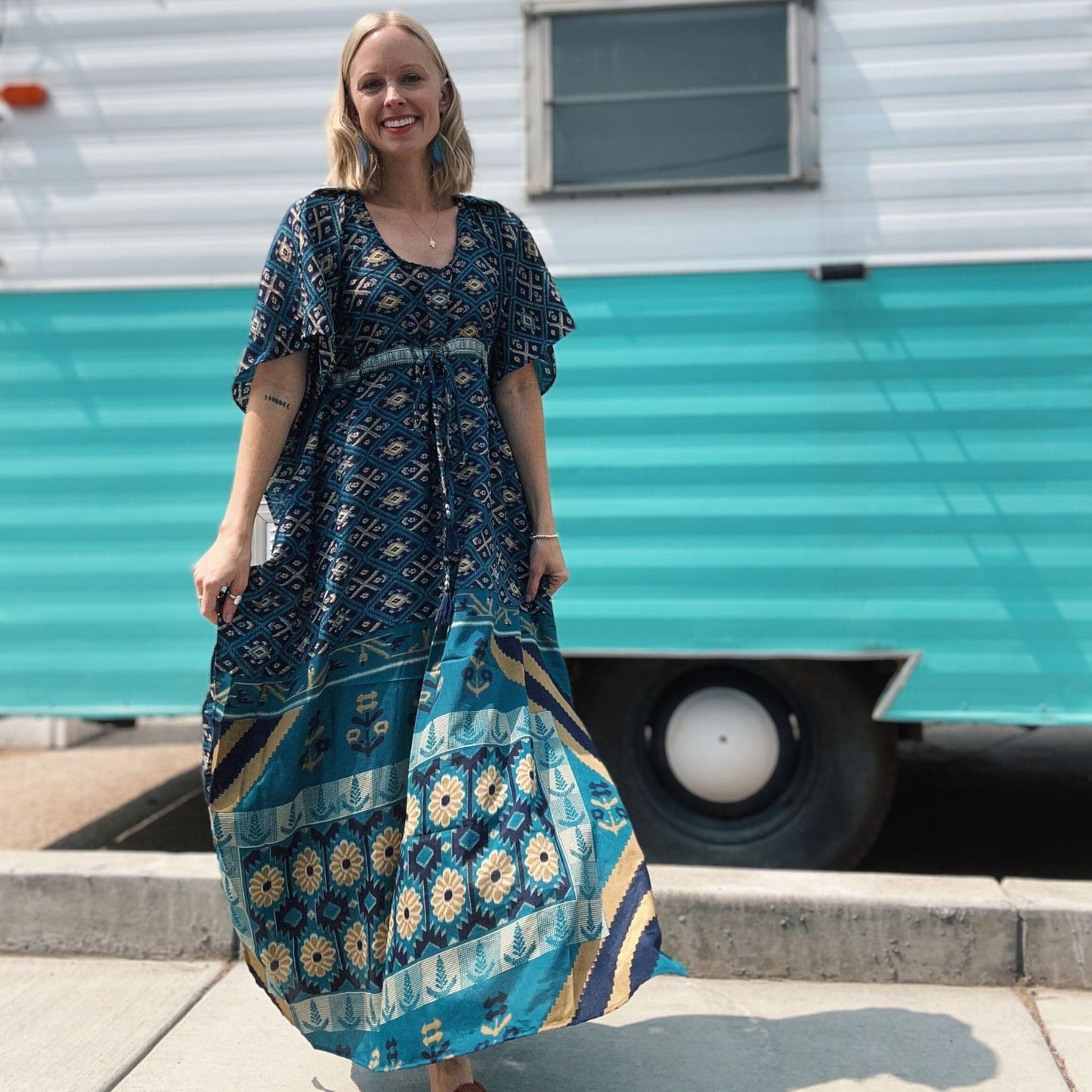 Surplus Sale Aanya Adjustable Long Kaftan Dress – Clothing and Accessories