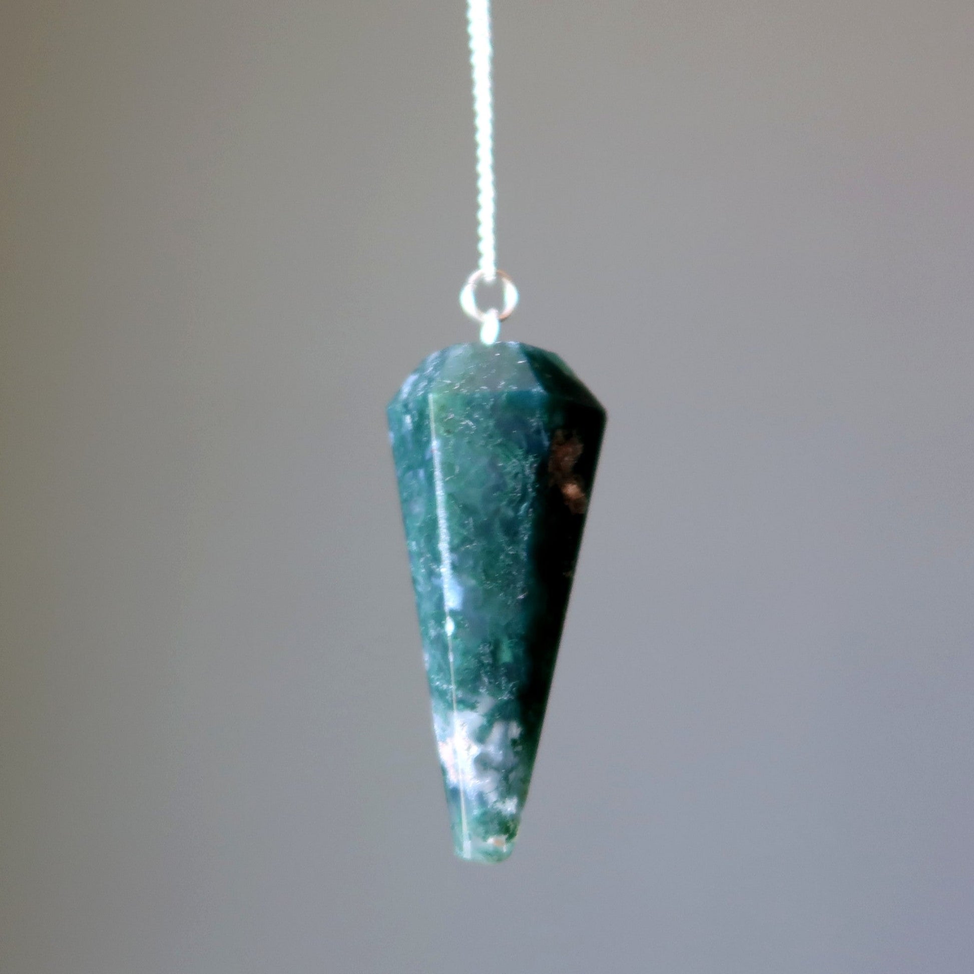 Moss Agate Pendulum | Crystal Dowsing Tool – Pendulums