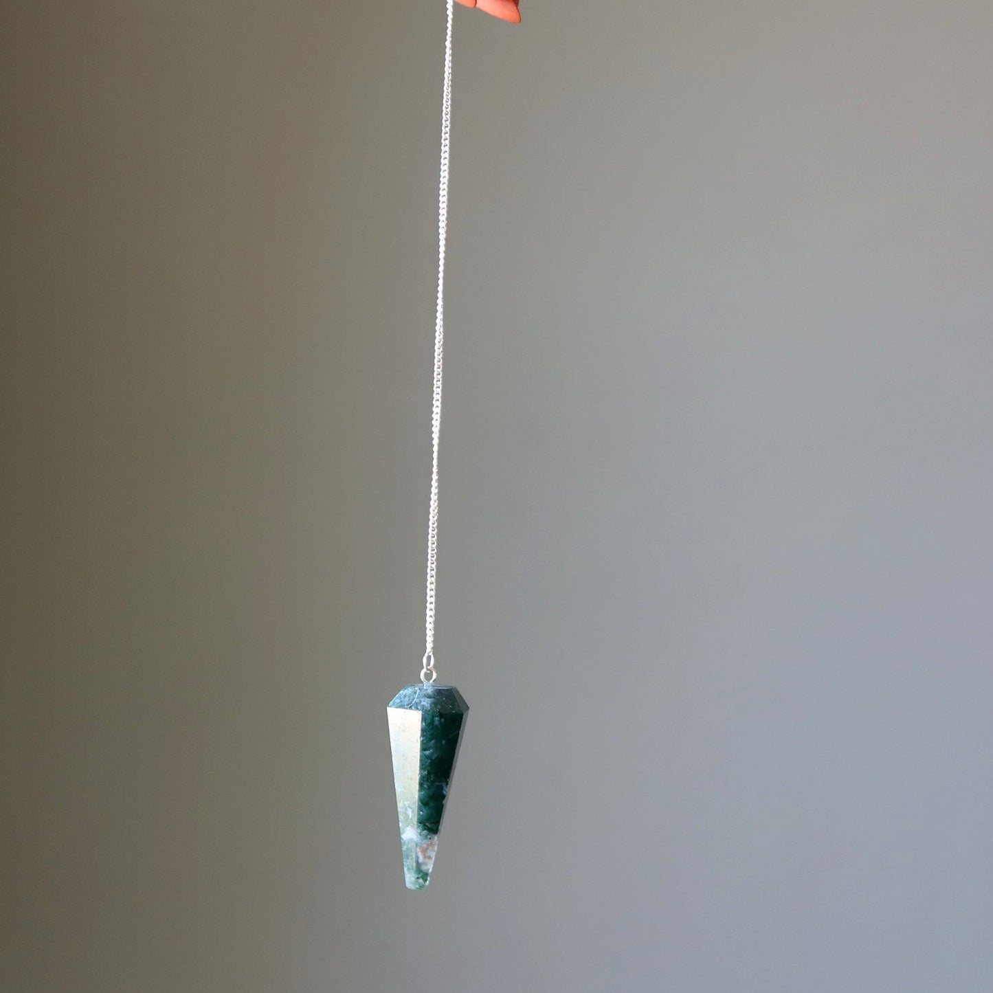 Moss Agate Pendulum | Crystal Dowsing Tool – Pendulums